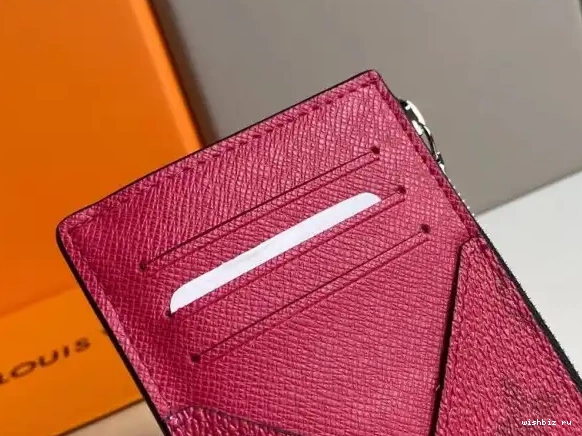 WIS HOLDER CARD COIN LOUIS VUITTON 0703